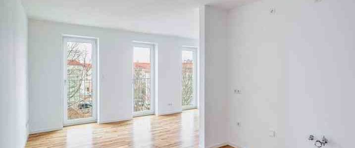 Rollstuhlgerechte 2-Zimmer-Wohnung mit hochwertiger Ausstattung, Einbauküche und Balkon! - Foto 1