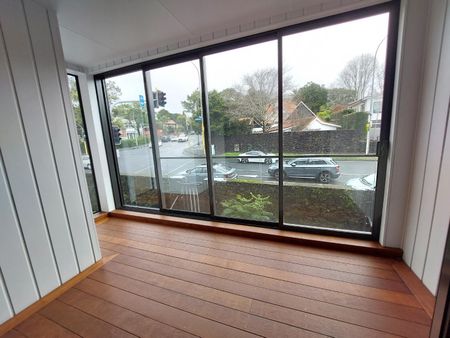 Exceptional 3-Level 4-Bedroom townhouse in Double Grammar Zone! - Photo 5