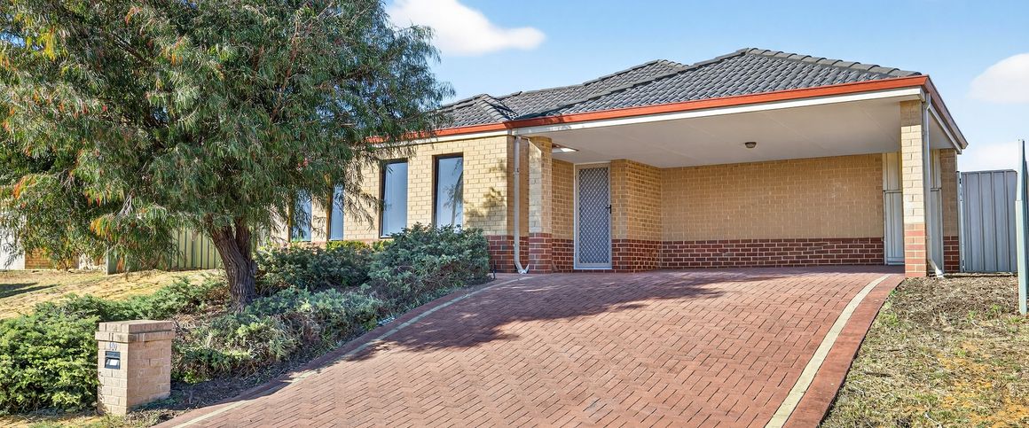 180 Baltimore Parade, Merriwa WA 6030 - Photo 1