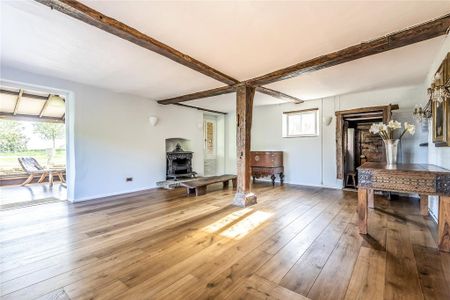 5 bedroom detached house to rent - Photo 2