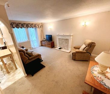 2 bedroom retirement property to rent - Photo 3