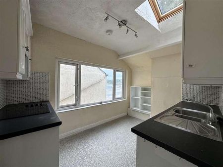 Eastborough, Scarborough, YO11 - Photo 4