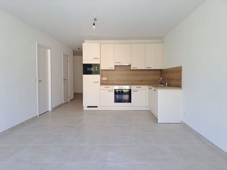 Appartement te huur - Foto 3