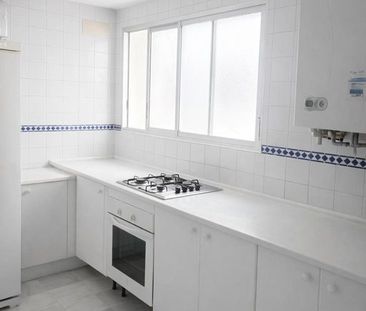 6 room luxury Flat for rent in Seville, Spain - Photo 2