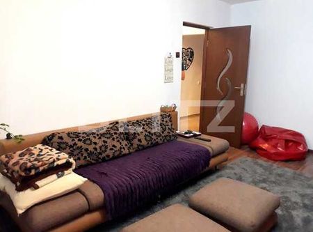 Apartament 3 camere, 68 mp, decomandat, prima inchiriere, mobilat modern, garaj, zona strazii Calea Floresti - Fotografie 3