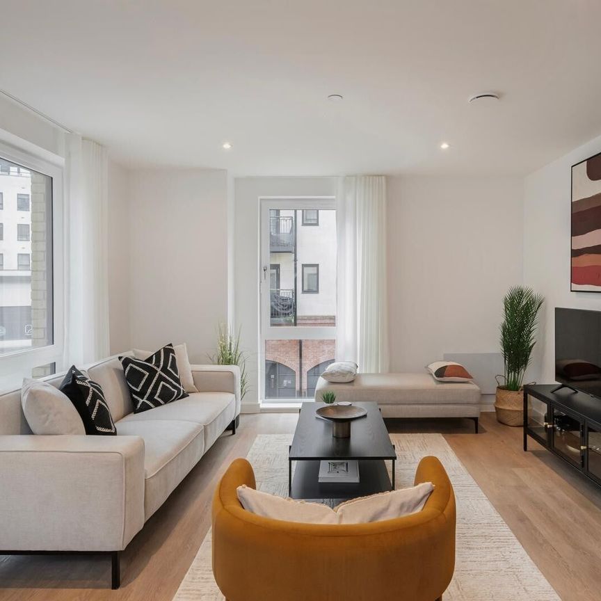 Windsor Bridge, Bath - Photo 1