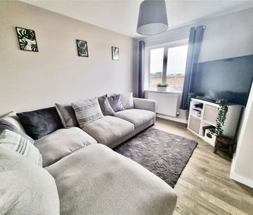 Modern two bedroom first floor apartment on popular Milton Keynes d... - Photo 2