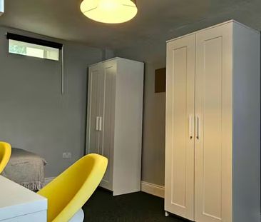 Royal Canal Terrace, Dublin - Photo 3