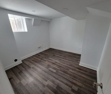 For Lease - 32 Westminster Circle Unit# Lower, Barrie, Ontario - Photo 2