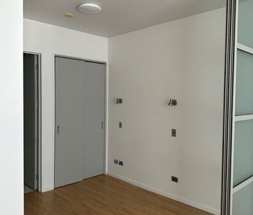 1 bedroom on Cheshire - Photo 3