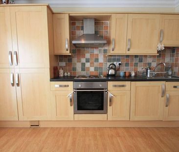 2 bedroom apartment to rent - Photo 5