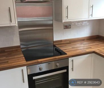 1 bedroom in a house share to rent - Photo 6
