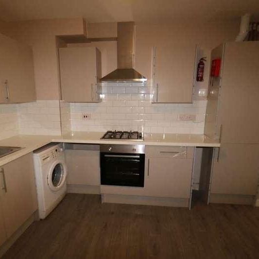 Lytton Avenue, Enfield, EN3 - Photo 1