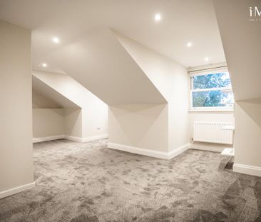 3 bedroom flat to rent - Photo 4