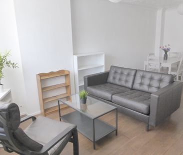 Two Bedroom House TO LET In Cambridge - Photo 3