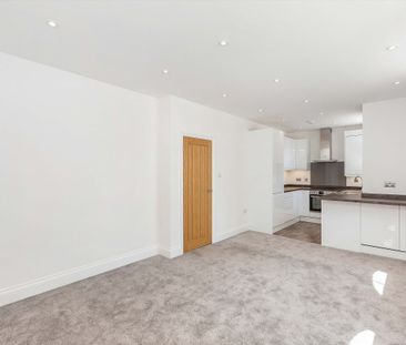 The Broadway, Wimbledon, SW19, London - Photo 1