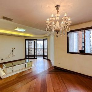 Apartamento para alugar com 158m², 4 quartos e 2 vagas - Foto 2