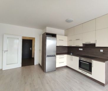 Pronájem bytu 1+kk • 43 m² bez realitkyŠkrábkových, Praha - Letňany - Photo 2