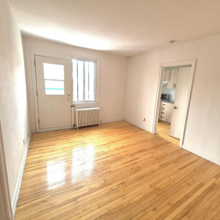 2200 Rue Sherbrooke E., app.6, H2K 1E1, H2K 1E1, Montréal - Photo 1