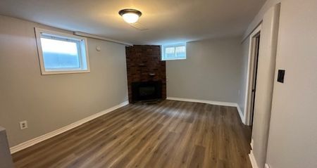 109 Rose St, Lower Barrie | $1700 per month | Plus Hydro - Photo 3