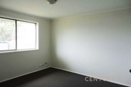 Neatly Presented 2 Bedroom Unit - Photo 3