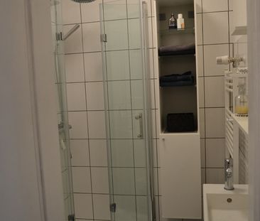 Aachen-City; Schick und modern möbl. 1 Zi-Appartm.; ruhige u. verke... - Photo 2