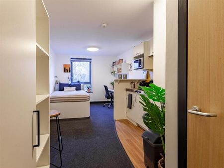 Studio to rent - Photo 4