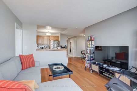 2585 Erin Centre Boulevard #PH7 - Photo 2