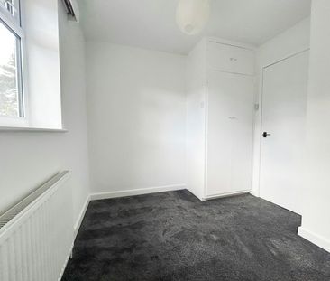 Semi-detached house to rent on - Photo 4