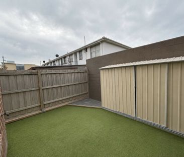Neat & Convenient Living in the Heart of Dandenong - Photo 6
