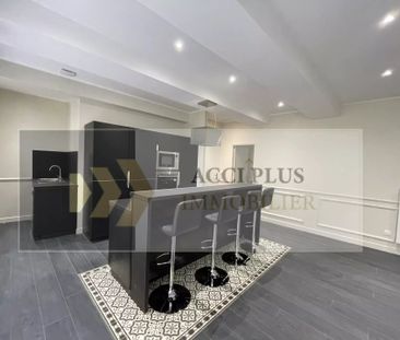 Location Appartement 5 pièces 152m² NIMES 30000 - Photo 2