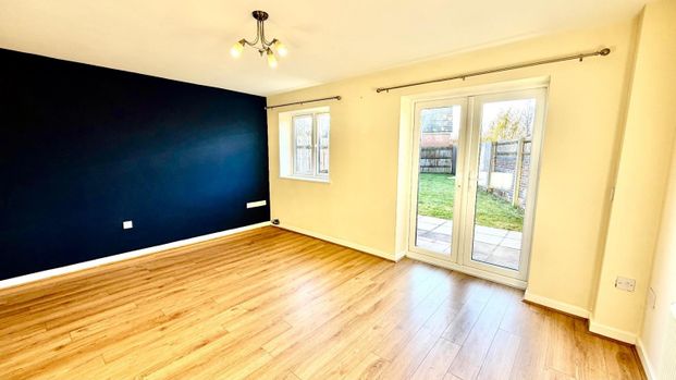 3 bedroom House To Let - Photo 1