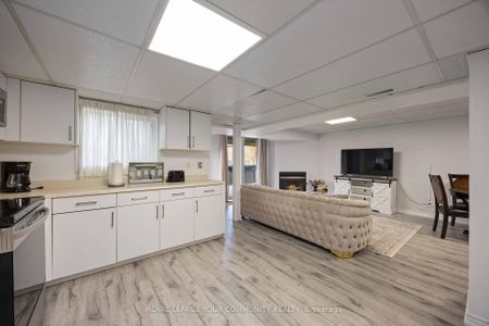 For Lease - 86 Tamarac Trail Unit# Lower, Aurora, Ontario - Photo 4