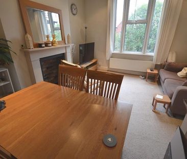 2 Bedroom Apartment To Let - Photo 2