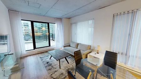 Loxley Quartier des Spectacles - Modern Rentals in the Heart of Downtown Montreal - Photo 4