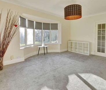 Newlands Drive, Acomb, YO26 - Photo 6