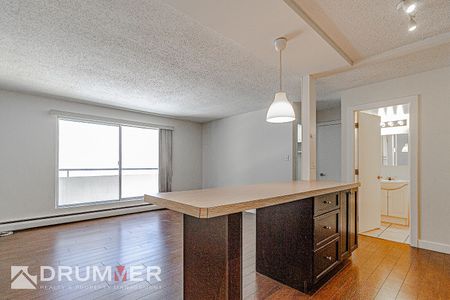 801 - 921 5 Ave. SW, Calgary - Photo 2