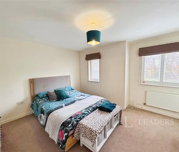 2 bedroom house to rent Peacock Close, Epsom, KT19 - Photo 1