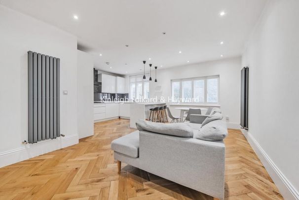 2 bedroom flat to rent - Photo 1