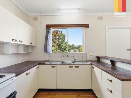 28 Rednall Street, Tea Tree Gully SA, Belconnen - Photo 3