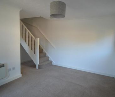 1 bedroom semi-detached house to rent - Photo 1