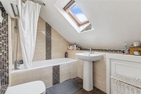 3 bedroom terraced house to rent - Photo 4