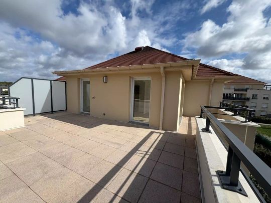 location Appartement T2 DE 44.7m² À DAMMARIE LES LYS - Photo 1