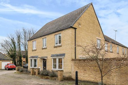 4 bedroom link detached house to rent - Photo 2