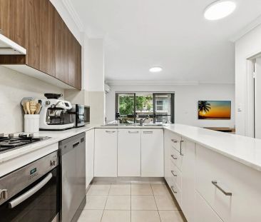 Stylish Apartment in Prime Lifestyle Location - Photo 3