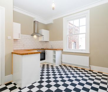 House share to rent - Photo 1