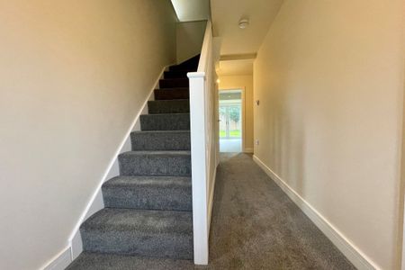 Sackville Street - Photo 3