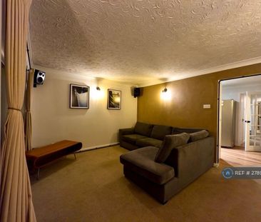 3 bedroom maisonette to rent - Photo 6