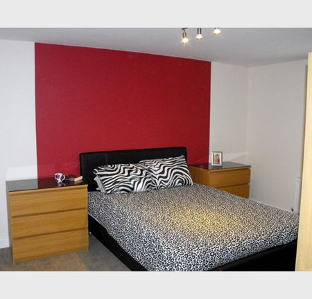 Flat 2, Tithebarn Street - Photo 2
