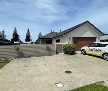 Relax in Te Awa - 3 bedrooms and space to enjoy - Photo 5